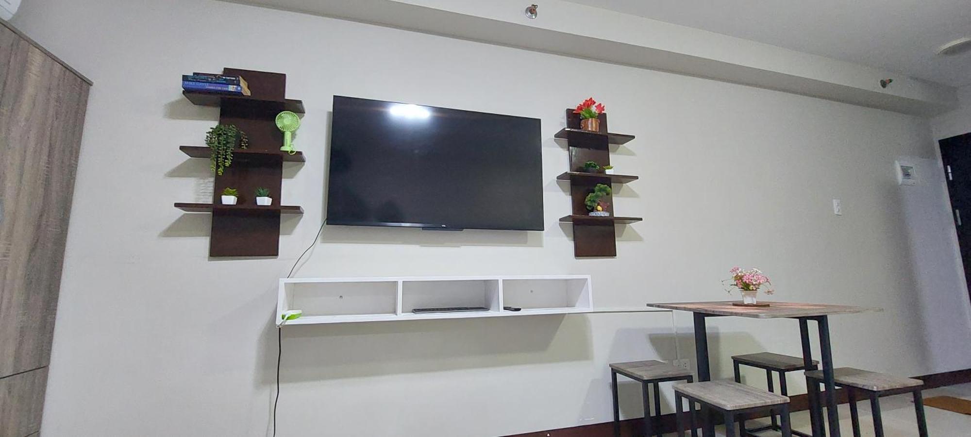 Dracarys Place 2 Condo With Balcony Unlimited Wifi Lapulapu City View المظهر الخارجي الصورة